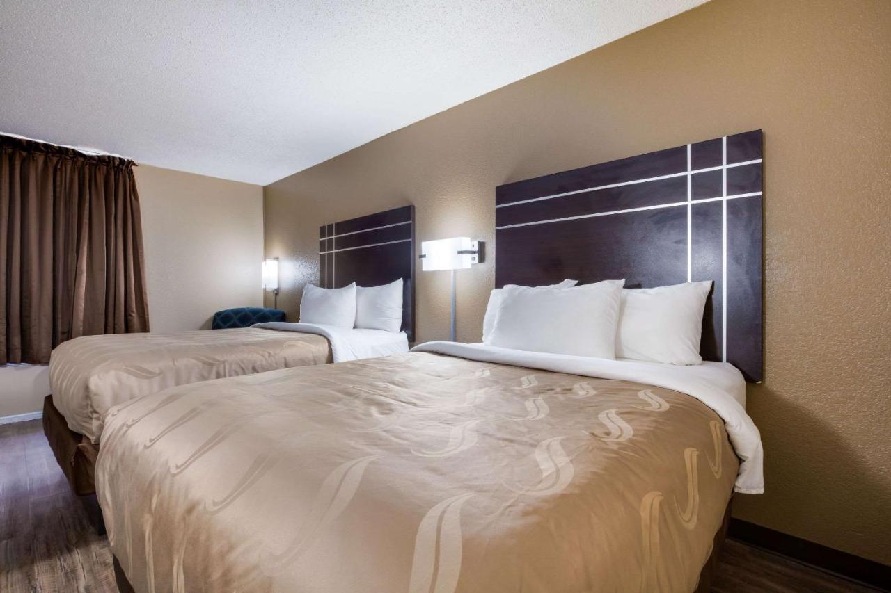 Quality Inn Starkville Eksteriør billede