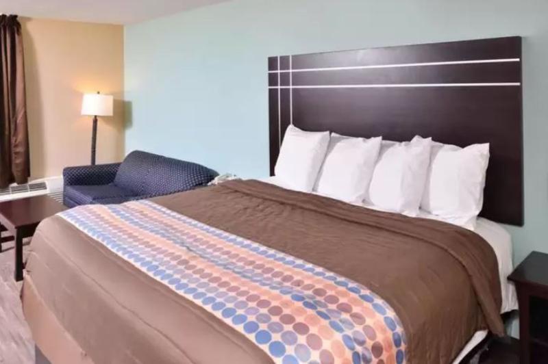 Quality Inn Starkville Eksteriør billede